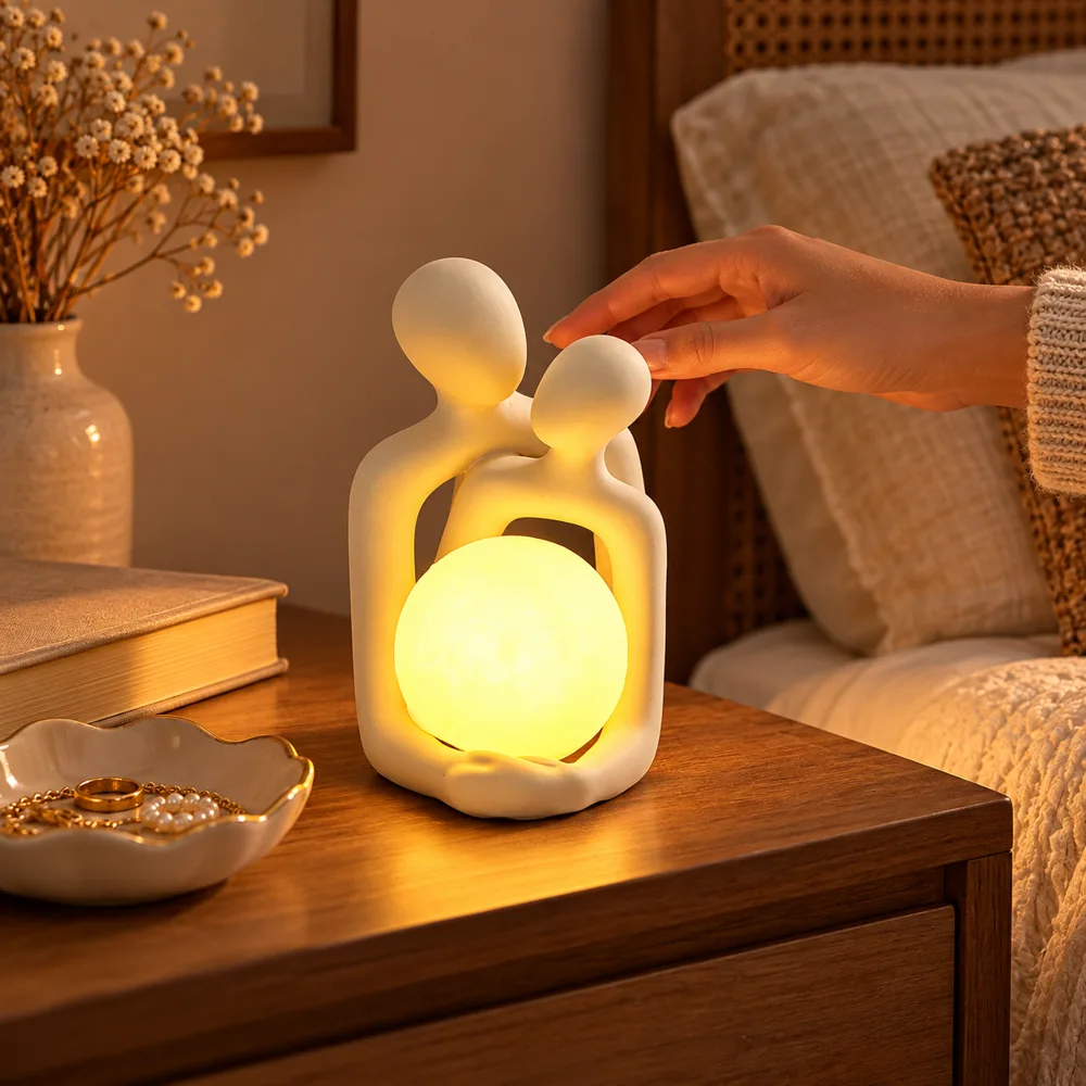 Together Face to face Accent Light (USB Rechargeable) in use